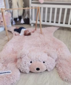 Thảm Gấu Hồng Thủ Công - Thảm Lót Phòng Nursery Cho Bé Gái