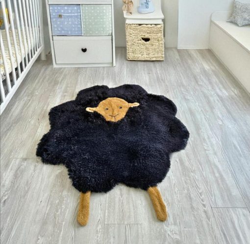 feltvie tham trai san hinh cuu den cho be 109x120cm co theu ten 1633