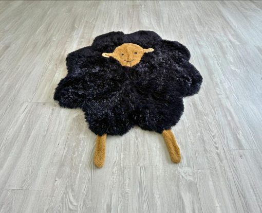 feltvie tham trai san hinh cuu den cho be 109x120cm co theu ten 1634