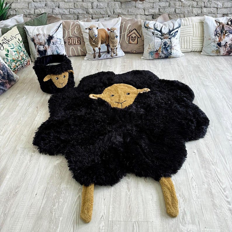 Thamboa Thảm Trải Sàn Hình Cừu Đen Cho Bé 109x120cm Có Thêu Tên